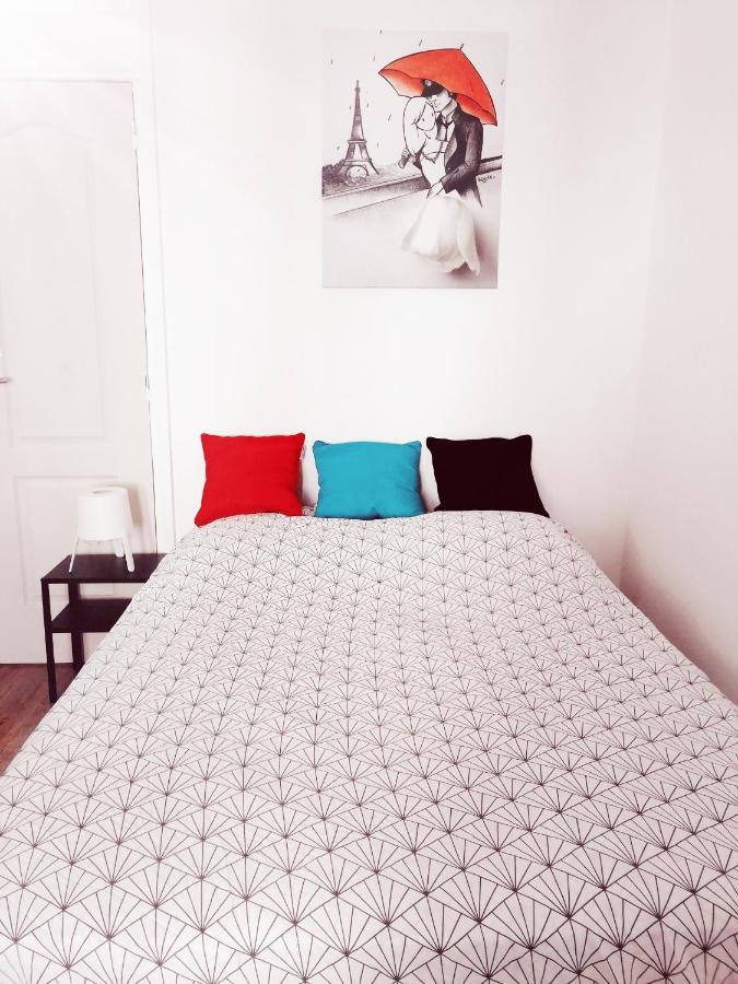 Studio Situe Dans Un Quartier Calme Et Residentiel A Montrouge A Seulement 2 Minutes Du Metro Eksteriør bilde